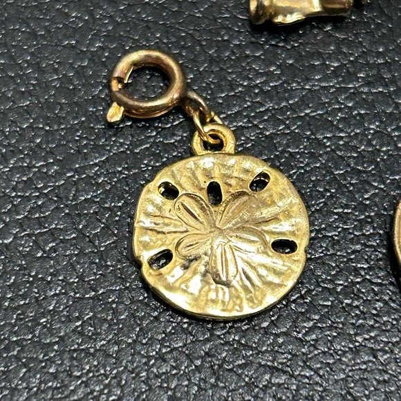 Lot of three charms for charm bracket - Picture 3 of 4